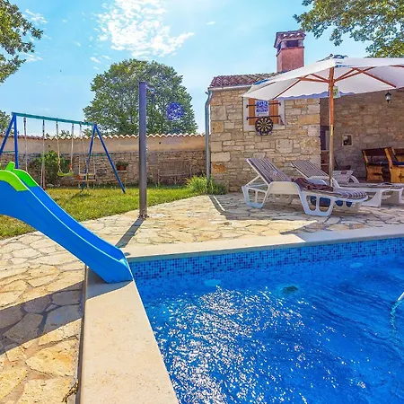 Boduleri Cr Holiday home