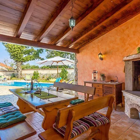 Boduleri Cr Holiday home Divsici